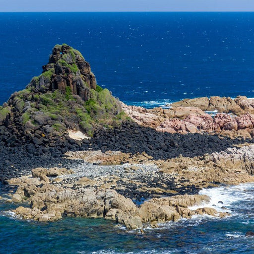 Scenic Flight 4 - Cowes, Seal Rocks, Penguins & Gp Circuit - We Wander